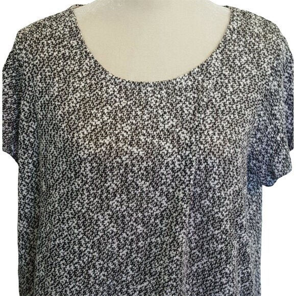 Cato Woman Top Women's 22/24W Cotton/Poly Stretch Black White Knit Short Sleeve - Picture 3 of 12